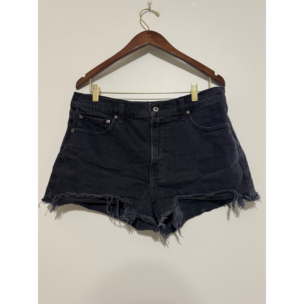 Abercrombie & Fitch Women Black High Rise Mom Shorts Raw Hem Size 31 Denim Jean